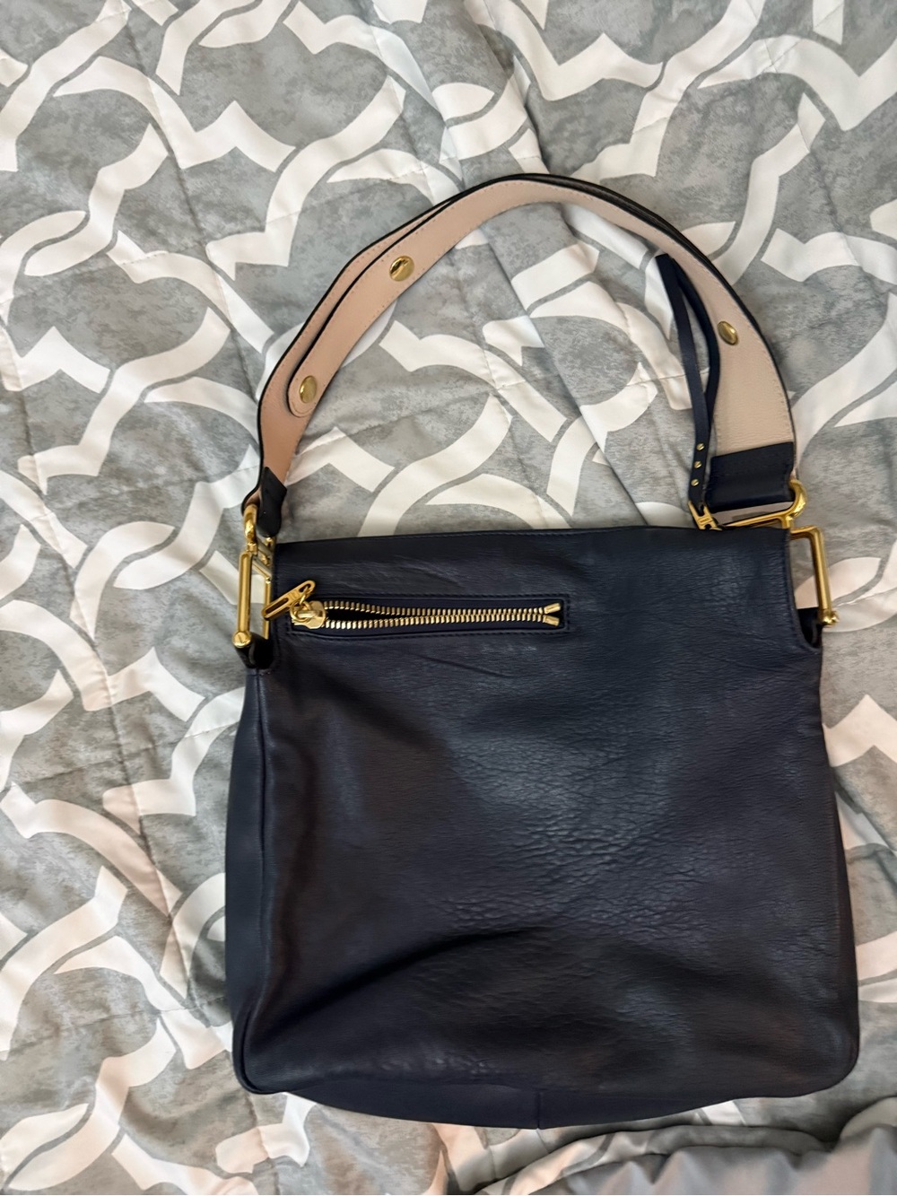 Chloé Navy Leather Shoulder Bag with Blush Contrast Strap